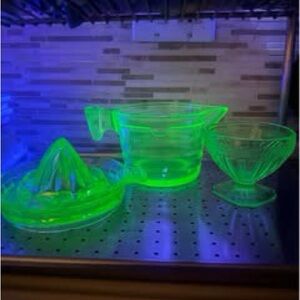 Vintage Uranium Glass set
